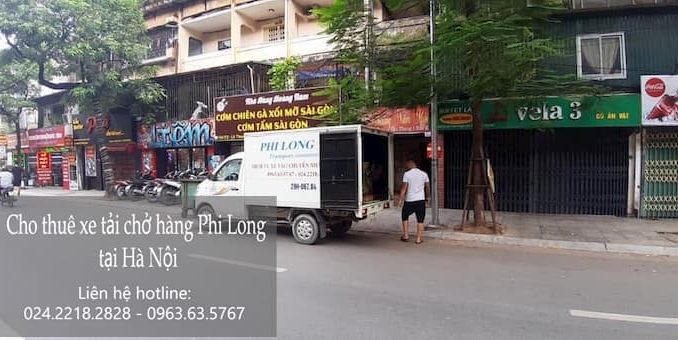 Xe tải chuyển nhà tại phố Đặng Trần Côn