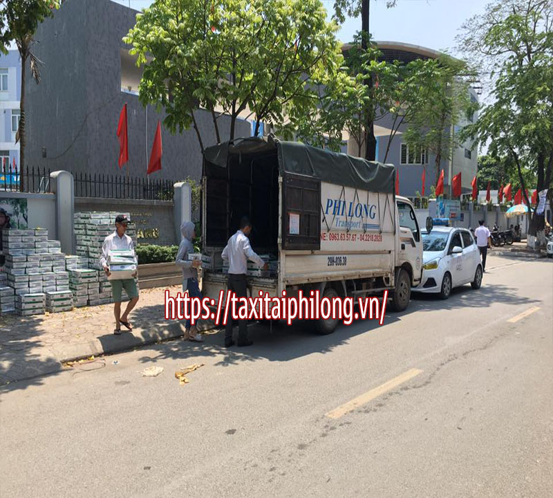 Xe tải chở hàng chất lượng Phi Long phố Duy Tân